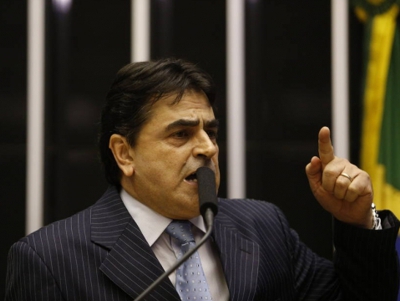 Domingos Sávio utiliza a Tribuna da Câmara Federal indignado com as pedaladas fiscais da presidente Dilma